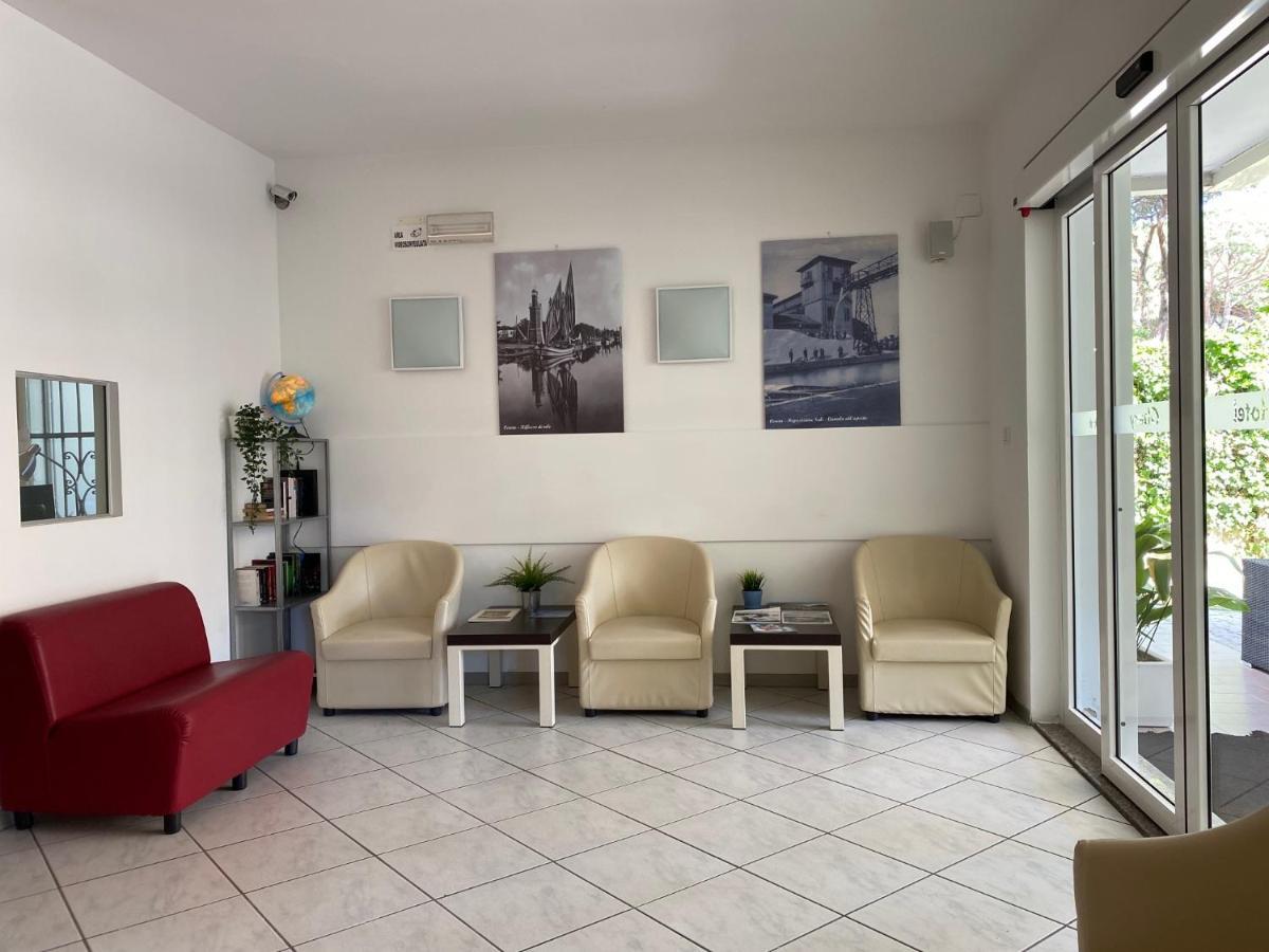 Hotel Chery Milano Marittima Kültér fotó